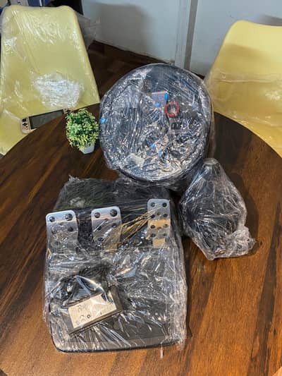 LOGITECH G29  USED IN MINT CONDITION