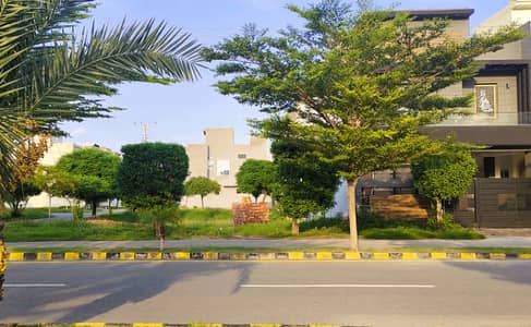 BEAUTIFUL PLOT VERY SUPER HOT LOCATION IN DHA RAHBER 11 SECTOR 1