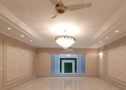 Brand New 2 Kanal House Available In Model Town - Block F For sale