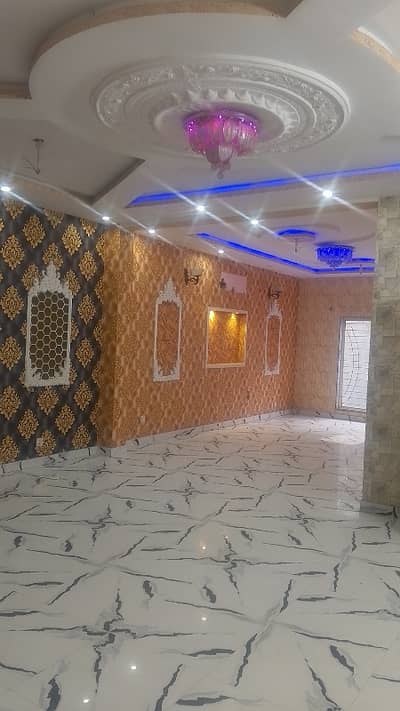 10 Marla Corner Home Near Park & Mosque