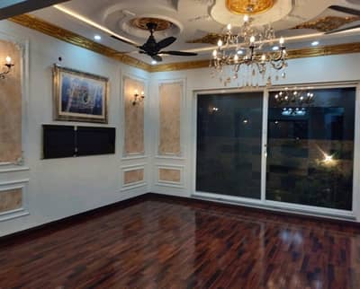 Get An Attractive House In Lahore Under Rs. 33000000