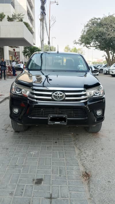 Toyota HILUX REVO V 2019