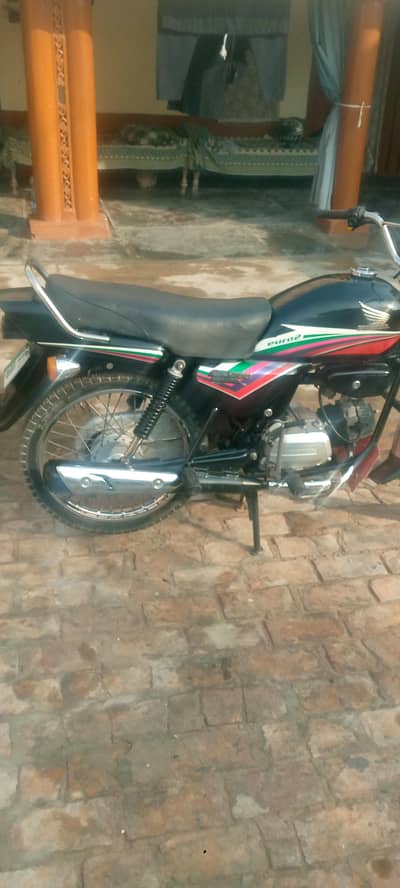 Honda CD 100