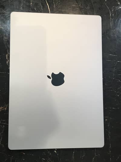 MacBook Pro 2021 16 inch 16/512 . Apple Laptop