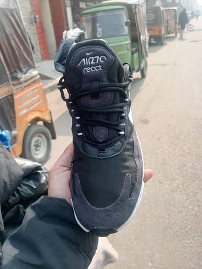 original Niker Air Max 270 branded shoez size 08 one pess