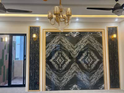 10 MARLA BRAND NEW UPPER PORTION FOR RENT IN MILITARY ACCOUNT COLLEGE ROAD LAHORE BIJLI PANI AVAILABLE USE FOR FAMILY