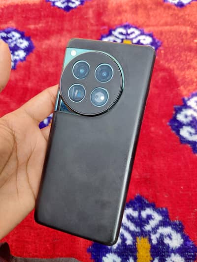 Oneplus 12. . . 16Gb Ram 512Gb Rom