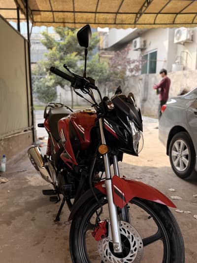 Selling honda 150,