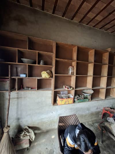 Sgop almari  plus 2 counter