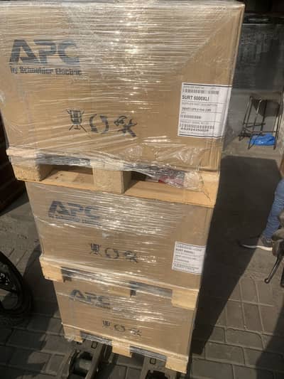 Apc SURT /SRT 2/3/5/6/10 box pack all series Available
