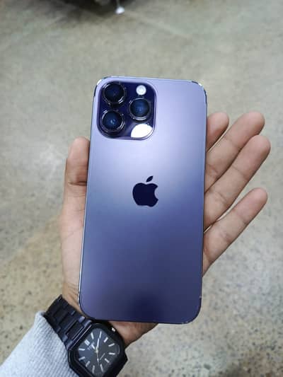 I phone 14 pro max 256 gb officially PTA approved health 89