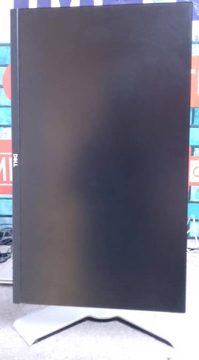 Dell flat panel monitor