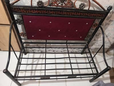 3 seater Iron Sofa Set in 10/10 condition for sale