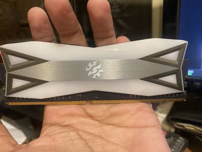 XPG 8GB DDR4 3200mhz cl-16 RGB RAM XMP