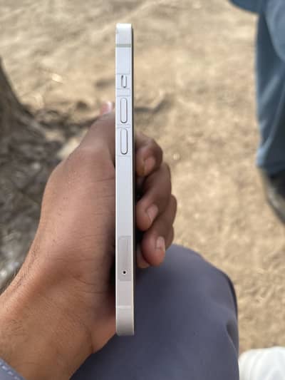 Iphone 13by pass 128gb only battery change