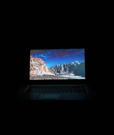 HP 840 g3 available for sale 8gb 256gb ssd  6th Generation