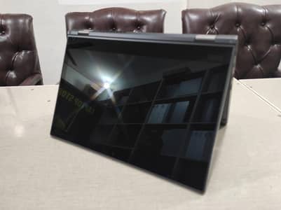 Lenovo Thinkpad Yoga L390 /  stylus pen / 360 rotatable