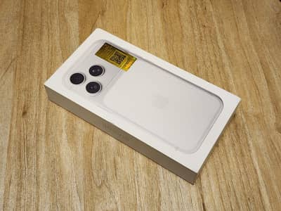 Sealed Box Apple iPhone 17 Pro Silver 256GB ,Official PTA, Non Active