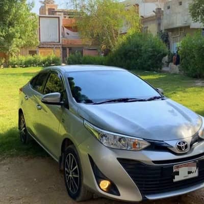 Toyota yaris Ativ 20/21