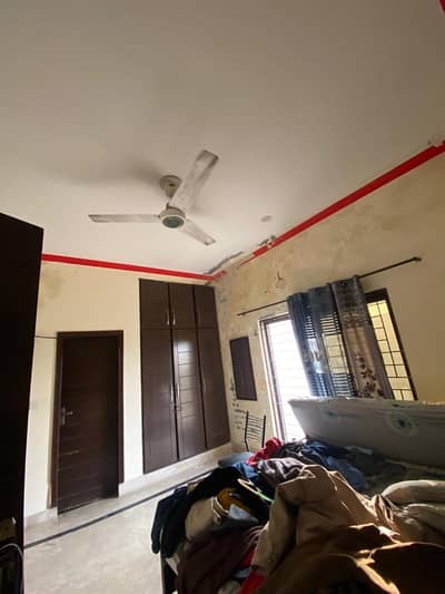 Lower Portion Locked 8 Marla Upper Portion Available For Rent