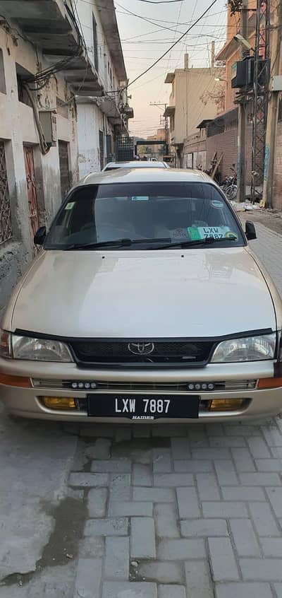 Toyota Corolla xe  2001  pakistani