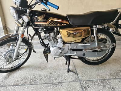 Honda CG 125 Gold Edition 2024