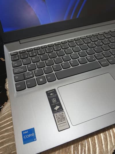 Lenovo IdeaPad 3 - Core i3 11th Gen - 8GB/256GB - Touchscreen