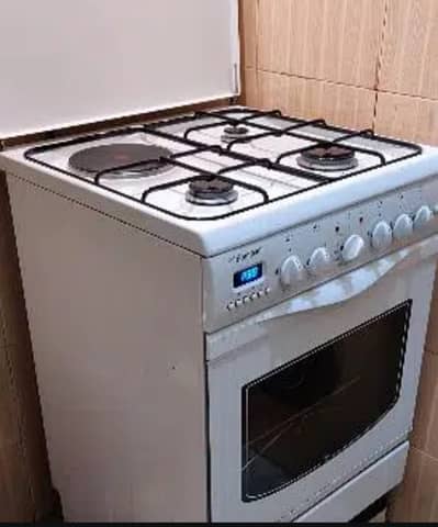 Stove with Oven for Sale – Neat & Working