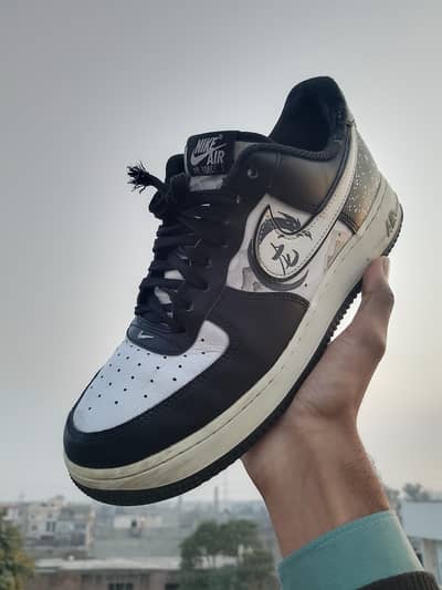 Nike Air force Dragon Thrift shoe + Socks Free