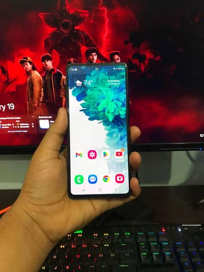 Samsung S20 FE (128 GB) (Non Pta)