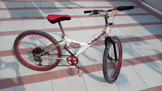 bicycle In Good Condition. 10/7. Urgent Sale.