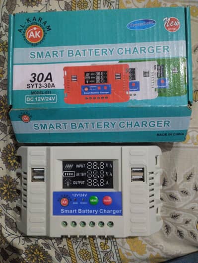 30A Smart Battery Charger 12V / 24V (New / Box Pack)