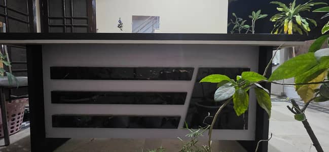 OFFICE TABLE BLACK MTBLE MD SHEET