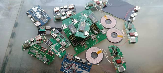 Power Bank fast charging and wireless charging circuits