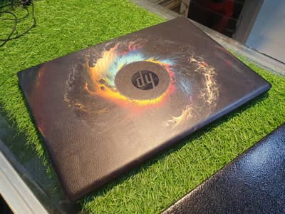 Hp 14 G7 :14 inch borderless screen :4 gb :64 gb