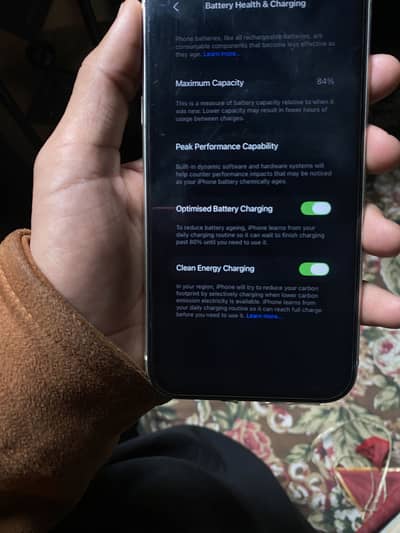 iPhone 11 JV (White) For Sale – Excellent Condition