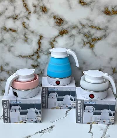FOLDABLE ELECTRIC KETTLE