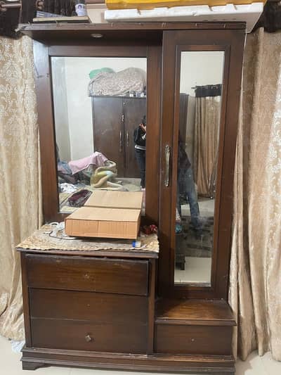 dressing and baby cot