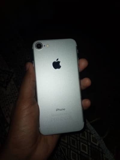 I Phone 7 water Pack factory unlock