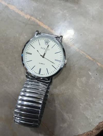 Rolex Watch RS. 3250