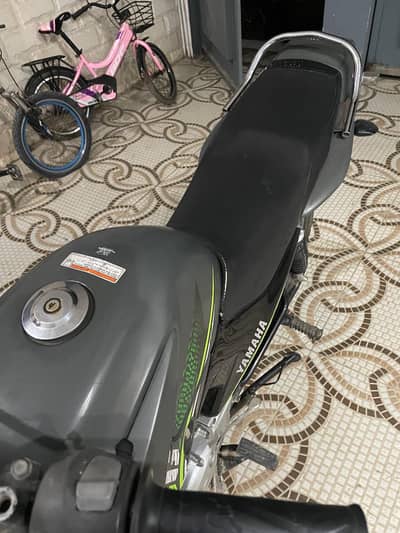 Yamaha ybr 125g for urgent sale!!