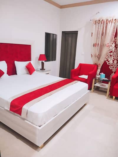 Couple & family Stay fully Safe Rooms 24/7 Available