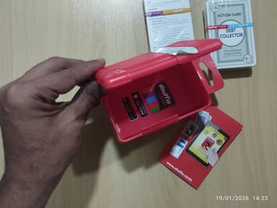 Monopoly deal - shuffle - brand new never played