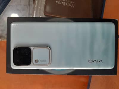 Vivo v30 12 256
