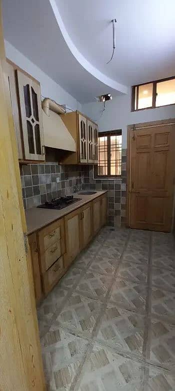 G 13 10 MARLA TRIPLE STORY HOUSE AVAILBLE FOR RENT