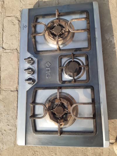 3 Burner Gas Stove for Sale – Good Condition Description: