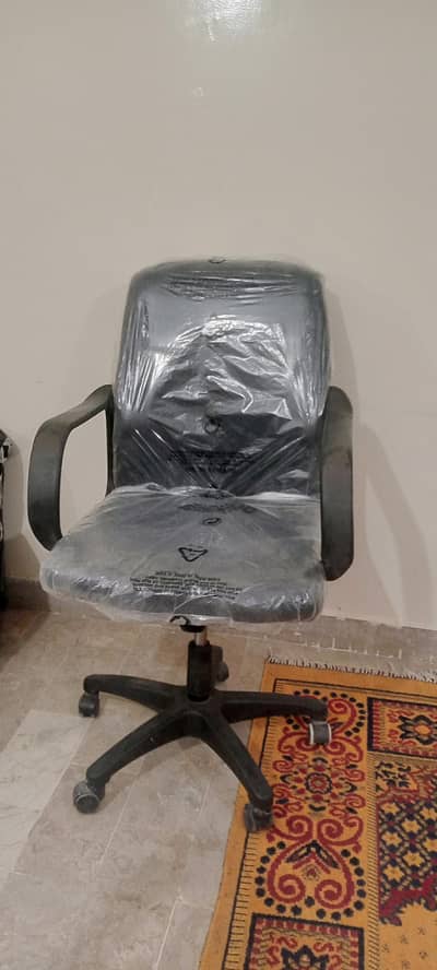 2 office chairs  second hand