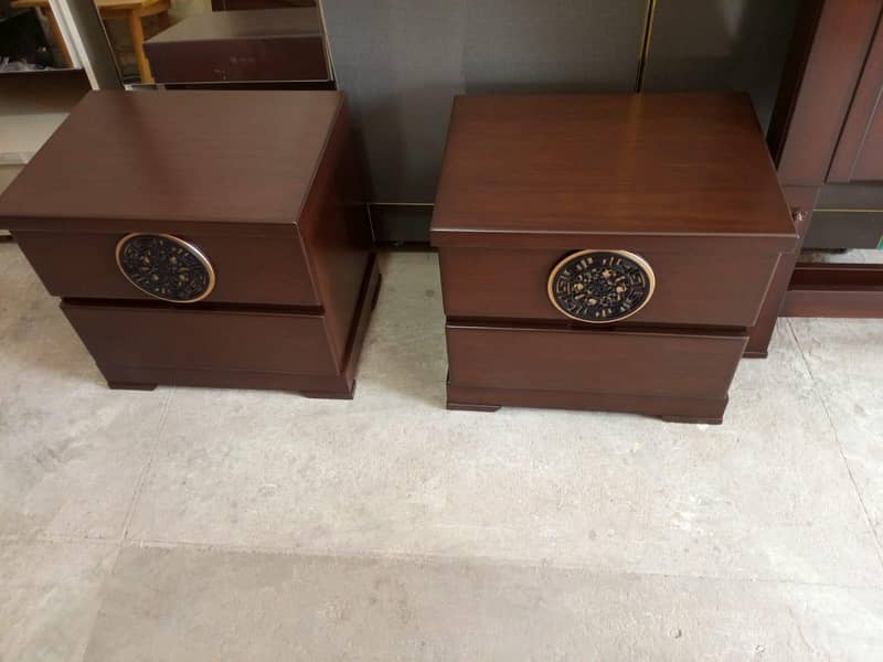 carpenter available 13