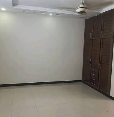 G 13 14 MARLA GROUND POTION AVAILABLE FOR RENT