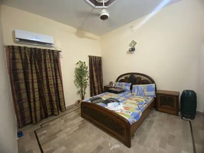 SECTOR- 09 BEAUTIFUL FIRST FLOOR NO LOAD SHEDDING SEPERATE METER NO ISSUE OF WATERNORTH KARACHI